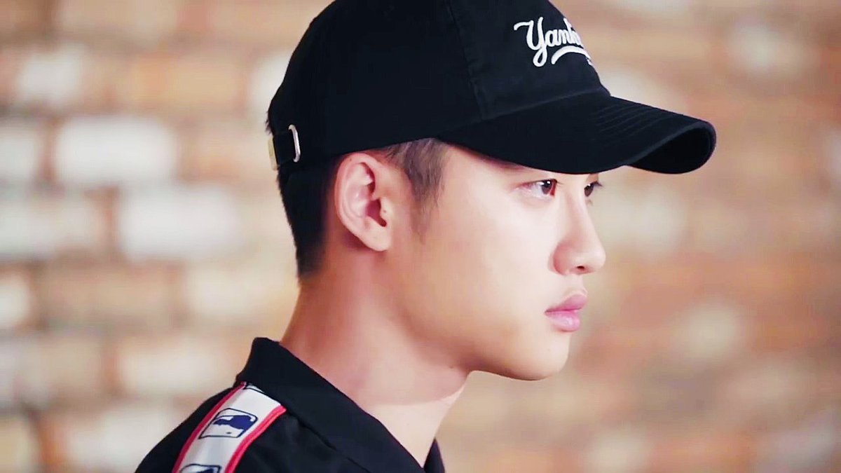 exo mlb cap