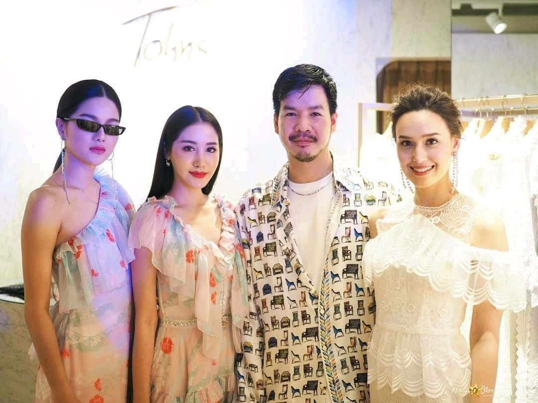 pimprapa_pimt's tweet photo. #TohnsThailand #thaithaionboard2018 #jackie_jacqueline #gwangoamsinn #noom_num #XPimmy💗 https://t.co/6BQ5g2hcqI