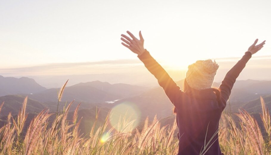 keyclub's tweet image. In honor of International Day of Happiness, here are 10 ways from @projecthappy to add more happiness to your life! ✨➡️ bit.ly/2GN3fG6