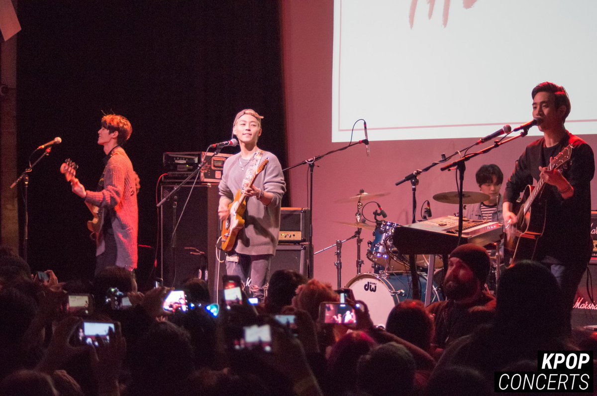 kpopconcerts's tweet photo. [RECAP] KASCON29 Presents The Rose 더로즈 in Chicago!

LINK: https://t.co/jcswvIy4Uc

Thank you to @NUKASCON29 for allowing Kpopconcerts to cover @Band_TheRose's show! 

#TheRose #더로즈 https://t.co/gnBau3a9aH