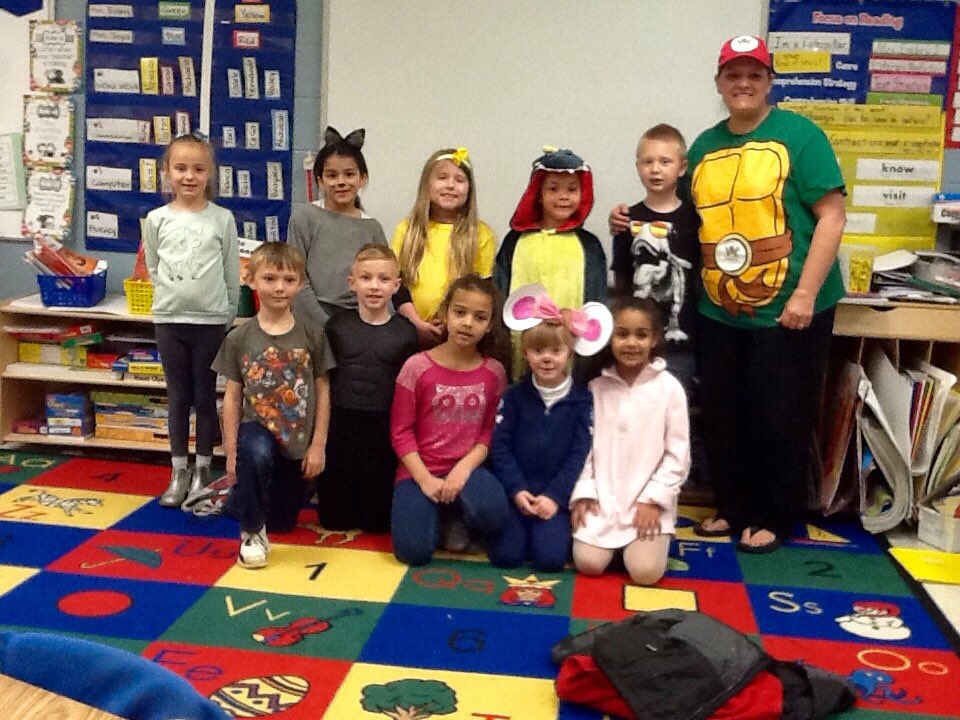 DebbieEmbry's tweet image. We had fun dressing up as our favorite animal characters. 🐀🐰🐭🐢