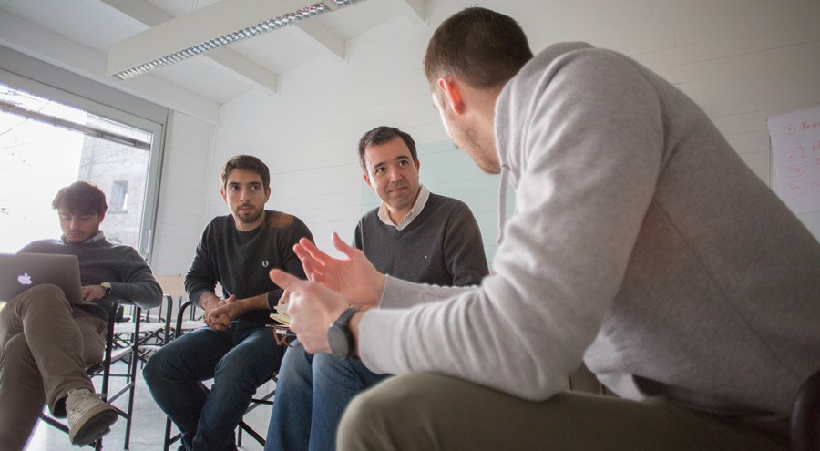 hfarmspa's tweet image. Workshops, meetings with mentors, refinements to the business model canvas, exchange of ideas, doubts and laughs among founders… there’s a vibrant atmosphere in the #HFARMaccelerator pavilion, especially because the Demo Night is in just 3 weeks! ⌛️
#HFARMlife