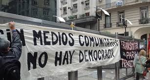 LaUniRadio's tweet photo. #PMET |#INTERREDES| Hablamos con @NataliaVinelli @barricadatv, a días de presentar los proyectos #FOMECA, @ENACOMArgentina dio marcha a atrás los concursos hoy mediante #BoletínOficial https://t.co/v0Csi18Ar2
