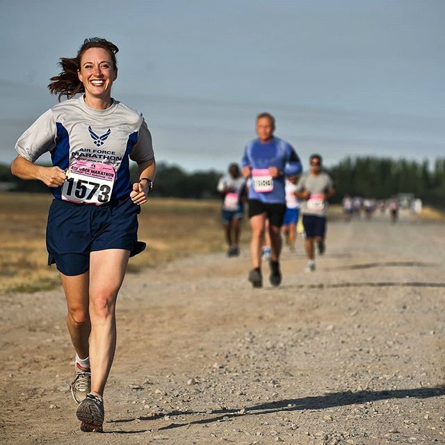 twinapp_oficial's tweet photo. 😁 Sigues feliç!
😆 Sé feliz!
🤗 Be happy!
😄 Être heureux!
.
#twinapprunning #run #running #runner #walk #walking #walker #trailrunning #cross #nordicwalking #runhappy #happy #diainternacionaldelafelicitat #diadelafelicitat #diadelafelicidad #felicityday #felicitat #felicid… https://t.co/8KXQDW2sc7