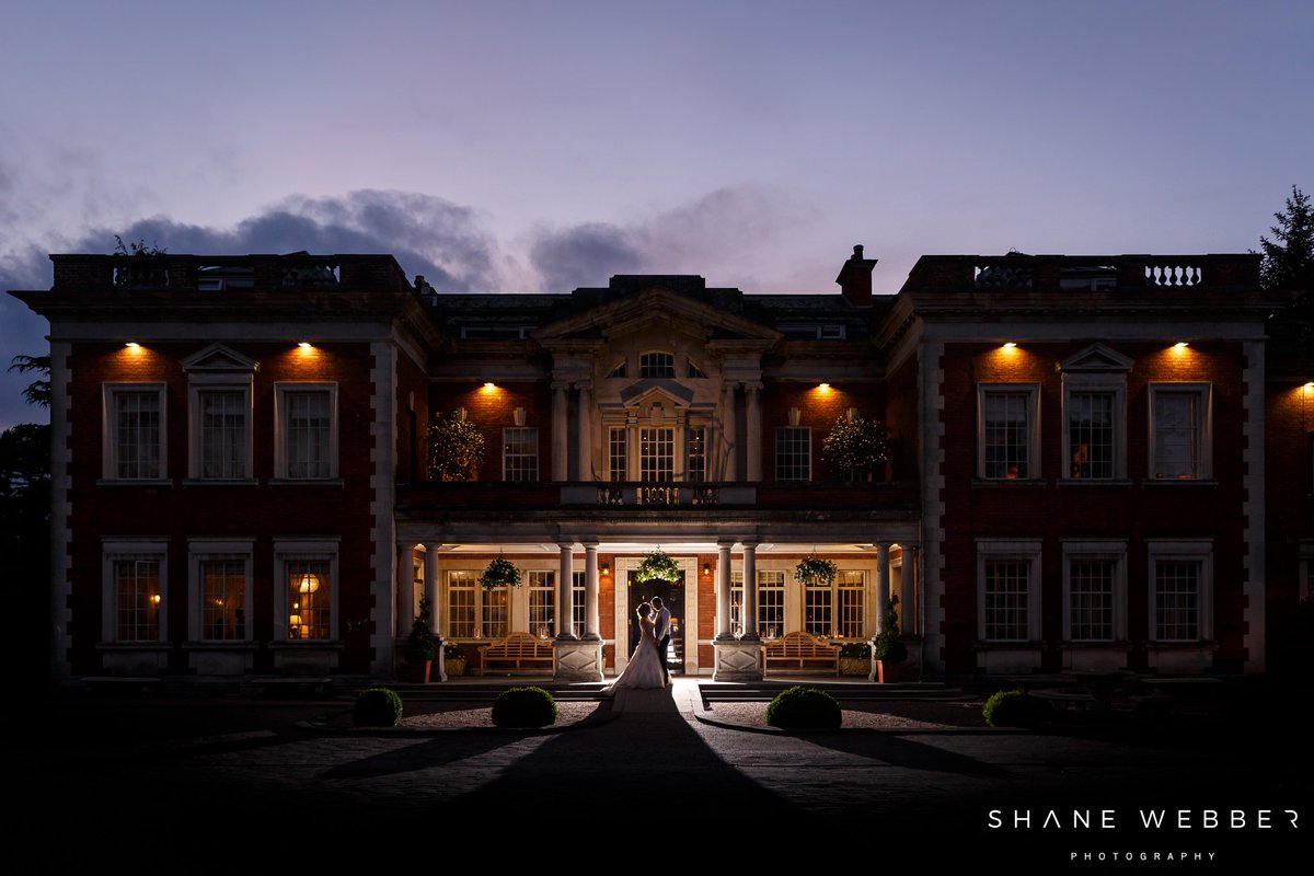 New Blog: Helpful Wedding Planning Tips

shanewebber.com/helpful-weddin…