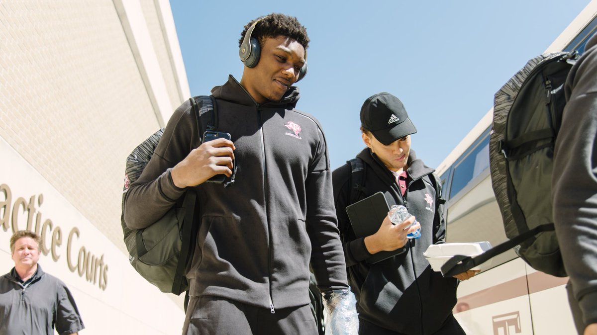 aggiembk's tweet photo. L.A. bound 🛫

Going back to Cali, ready to make history

#DoMore #12thMan https://t.co/wxWRrFqs3M