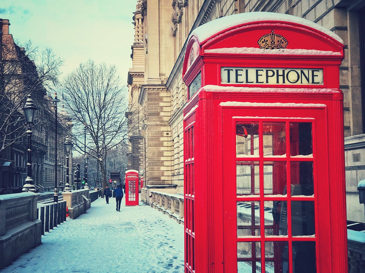 Happy #Tuesday and #firstdayofspring 🌹🌸🌼The #SpringEquinox begins today and #London must be warming up, so why not #welcome the #spring and celebrate #InternationalDayOfHappiness falling at the same day?!