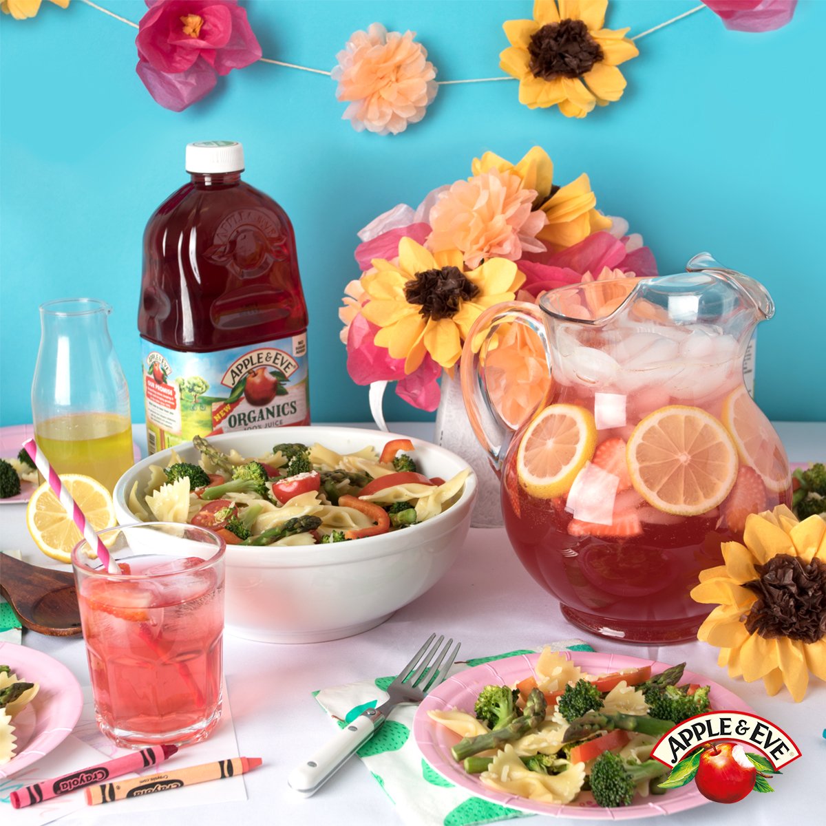 Hello spring! Celebrate the first day of spring with blooming decor and tasty treats to welcome the season. Learn more: bit.ly/2FXWRKM