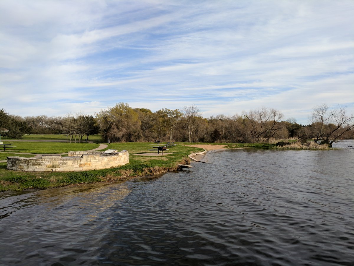 RHCWestHouston's tweet image. Relax By The Lake At This Park In Central Texas.
 
If you are okay with backing in your rig amongst the trees, you might be able to find a little slice of heaven off the beaten path. #RonHooverRV #RV #RVing
 
snip.ly/znfof