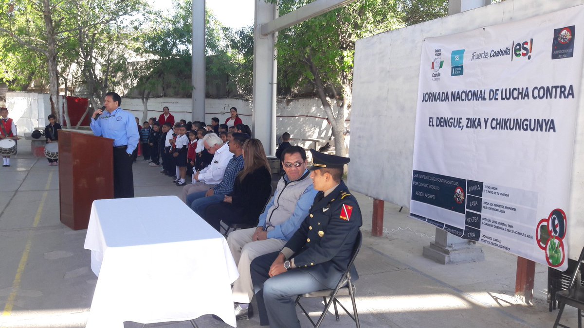 js02coah's tweet photo. #menoscriaderosmassalud, arranque de ka 1a. Jornada de Lucha Contra el Dengue, Zika y Chikungunya en la primaria Venustiano Carranza. https://t.co/vUuCTsWuM9