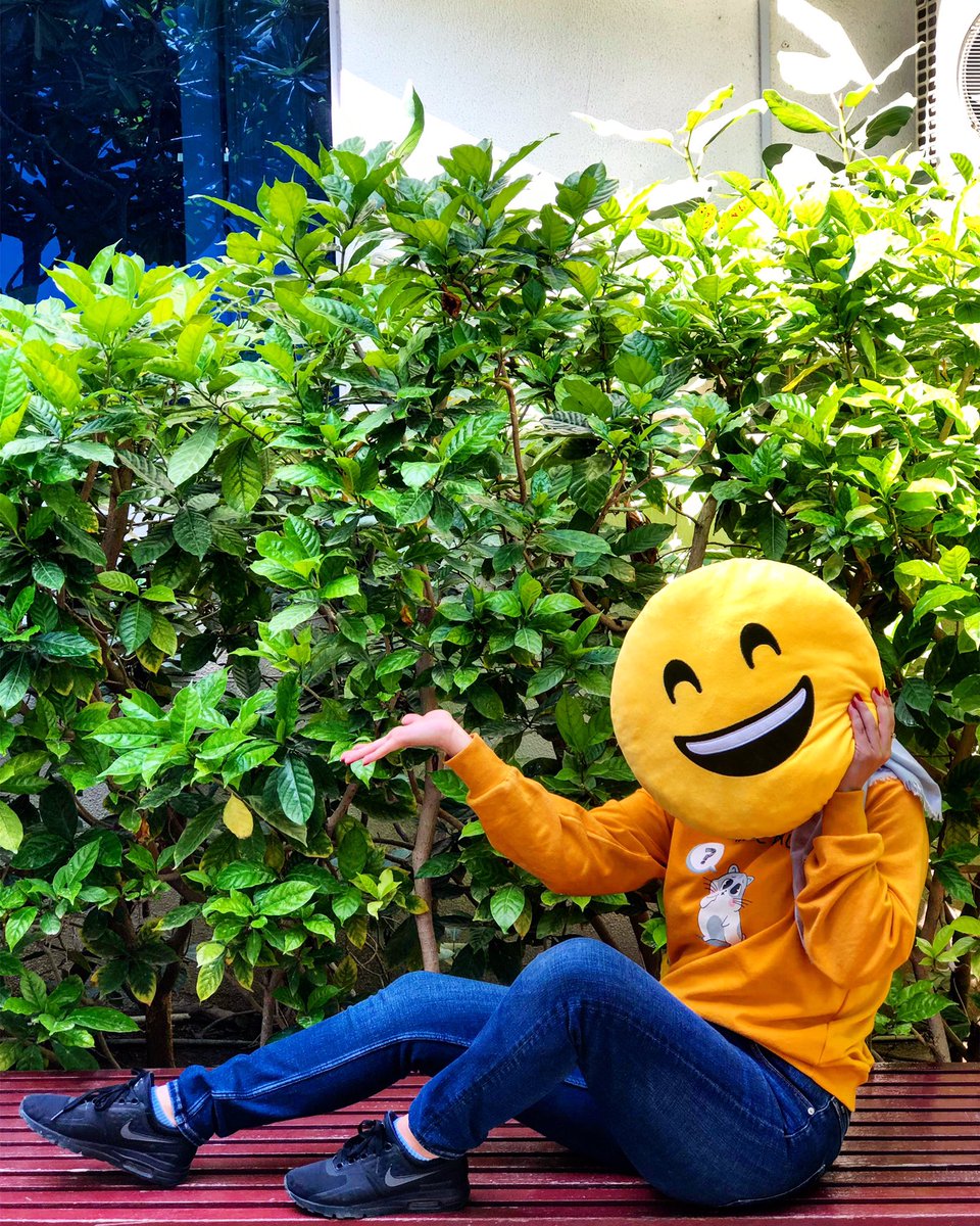 CUDUAE's tweet photo. Happy International Happiness Day! Everyone's all smiles at CUD today ☺☺
#HappyCUD #HappyUAE #ViewsFromCUD #Happiness2018 https://t.co/Vwm9tD5grp
