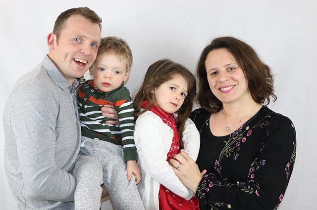 Florent_Photo's tweet photo. Ce weekend nous étions en Angleterre pour plusieurs shootings photos. Notamment avec la famille Dawson pour de très jolies photos de famille #shooting #kent #photodefamille #uk #runwayproductions https://t.co/3FWSmV2RY9 https://t.co/3s9uSODxiZ
