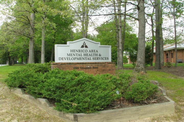 HenricoHR's tweet photo. Calling all Case Aides and Clinicians! Henrico's MHDS Department is looking to fill two positions by 3/26. #ApplyHenrico today at https://t.co/ewAuDxhHvm https://t.co/tyVd63UR2A