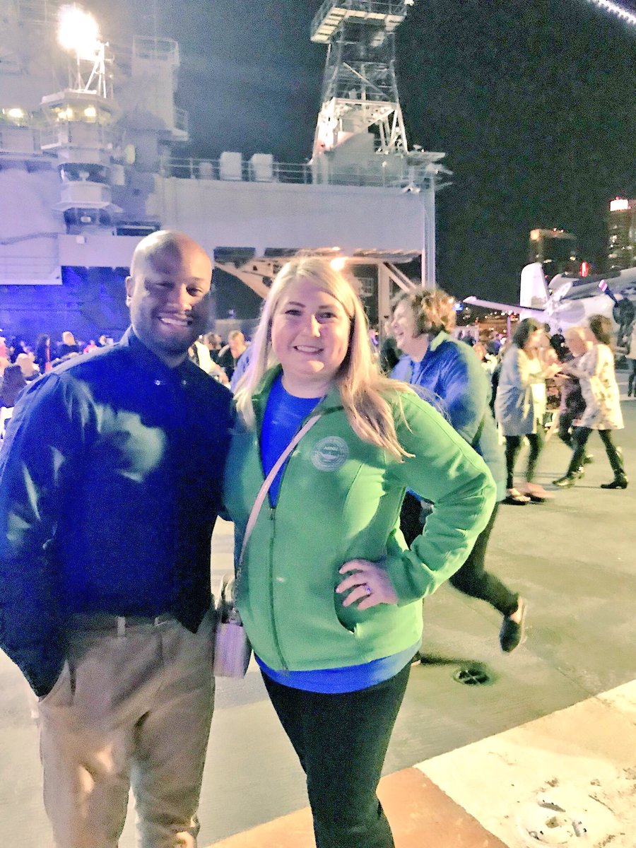 MurseJJ's tweet photo. Great to meet @NeuroNursesAANN senior marketing manager Alison at the #AANN18 gala on the USS Midway 👍 #FromTwittertoRealLife  @patrickearl2014  @evelyn_neuroRN  @NeuroSXonhudson https://t.co/oUF653xza3
