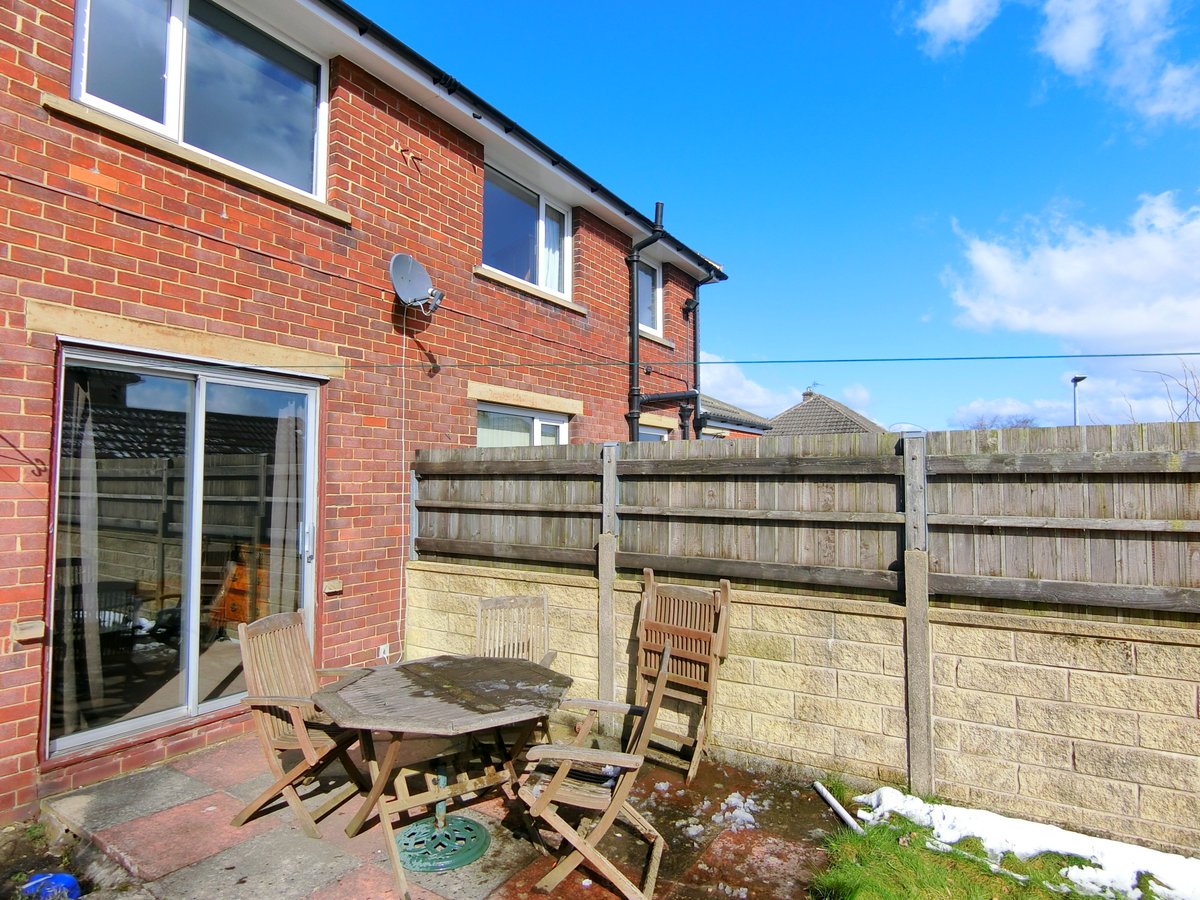 MJCResidential's tweet photo. A most desirable 3 bedroom semi detached property located in this highly regarded area of Honley. #ForSale #Honley An internal inspection is essential to fully appreciate the property on offer.
https://t.co/RAC2rDtxVI https://t.co/I9hPwNgiaz