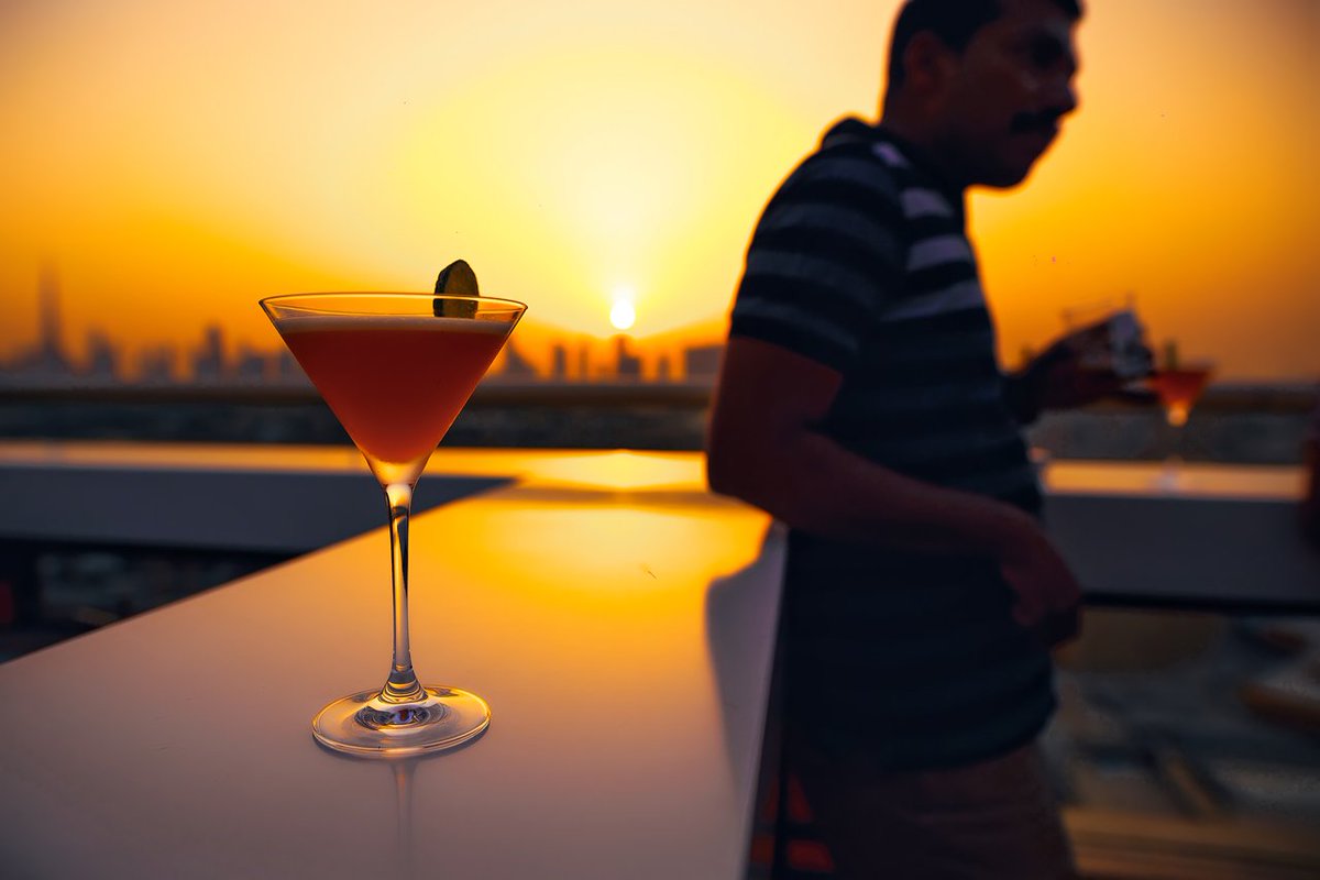 LabBottles's tweet photo. More pics @DWKLifeSciences party for our distributors on the roof top Tatami Terrace, @TOMOuae, Raffles Hotel, #Dubai UAE. Check out the @DWKLifeSciences "Bat-Signal" and personalized printed YOUTILITY™ labels on the drink glasses (DURAN® beaker)! @arablab #ArabLab #ArabLab2018 https://t.co/cmiH7ainiE
