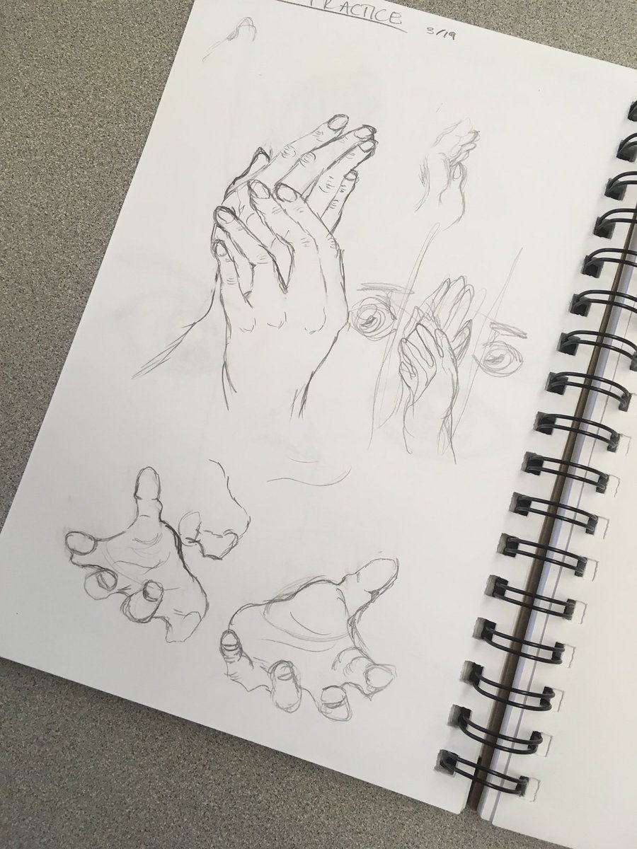 RoccosArtRoom's tweet image. AP Studio sketchbook studies 💗#apstudio #afftonart @AfftonHS @AfftonSchools