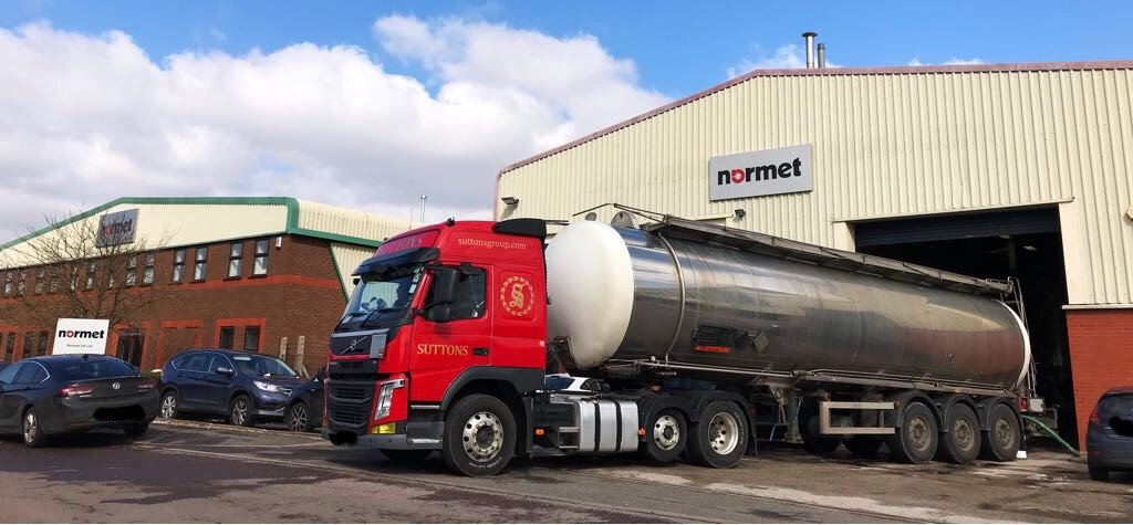 Our courier loading with our TamShot 80af at our offices and heading to site