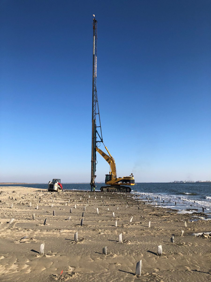 Keller_NA's tweet photo. Who's ready for a day at the beach? HBI crews are installing wick drains through dredge material at Craney Island. The wick drains will allow for redevelopment of the dredge material to further enhance the port of Norfolk.ββ #WickDrains https://t.co/8RID2yyH3h