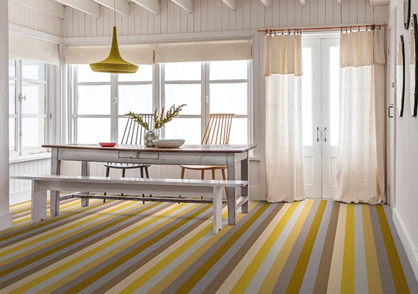 AlternativeFlr's tweet photo. Keep smiling on #InternationalDayOfHappiness ! 😀 🙌 . We are spreading love ❤️ and sunshine 🌞 with our Margo Selby Stripe Sun Whitstable. Join the mood. https://t.co/Y0cB1MX4sT
 #HappyDays #Sunshine #StripeCarpets https://t.co/hukUhPSLW3