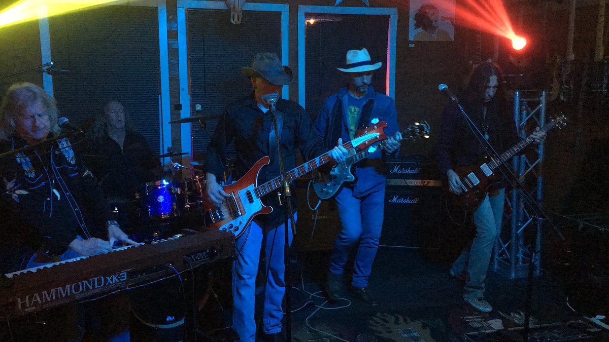 butterbeanrocks's tweet photo. Great show Sunday night in Little River SC with Doc Holliday Band! https://t.co/Ior9y8qUWX