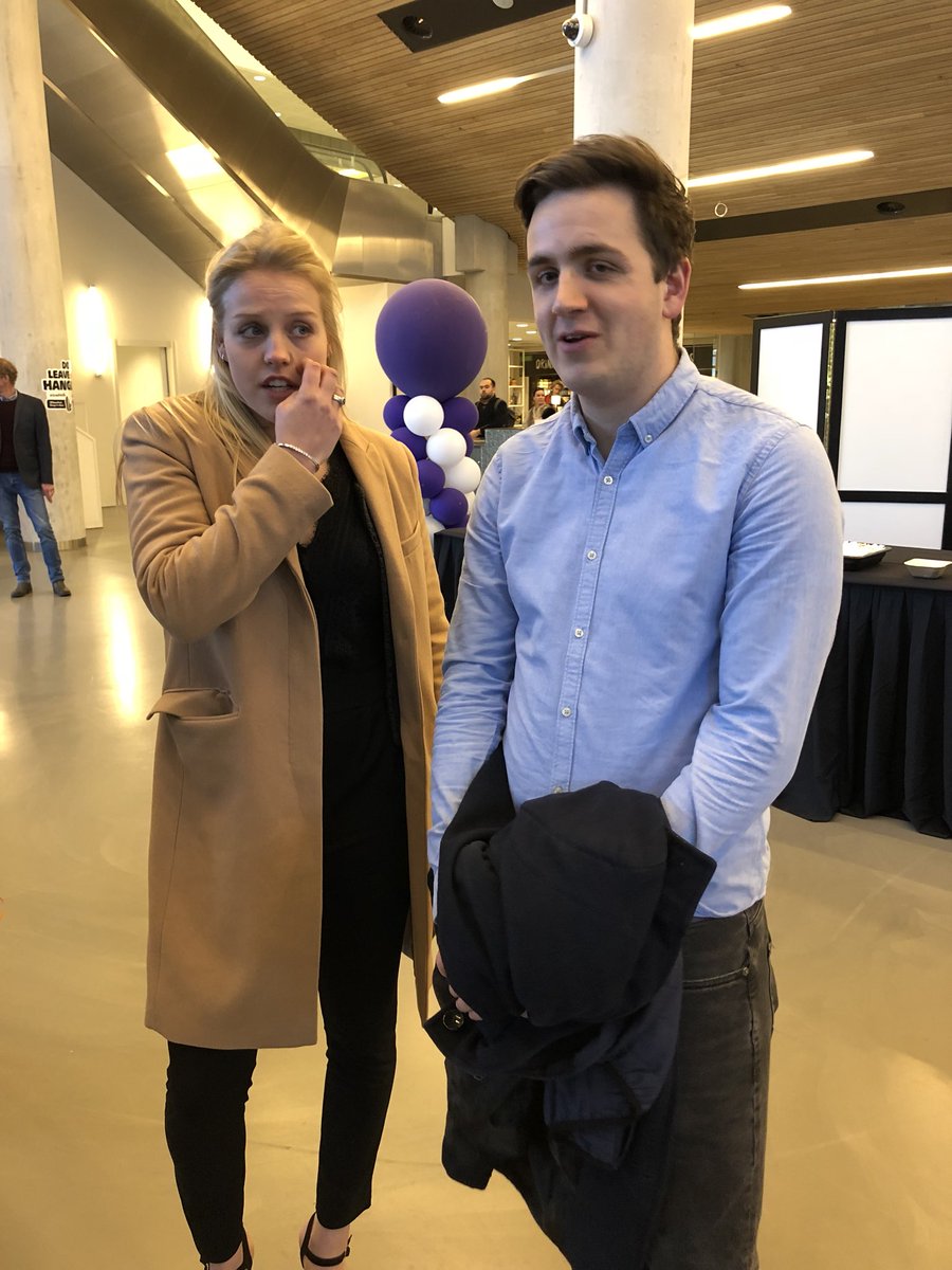 #Dordrecht nu afstuderen zoon in Amsterdam sportmarketing hoge school Amsterdam Trotse momenten in het leven. Gefeliciteerd <a href="/RalfMeijer/">Ralf Meijer</a> namens <a href="/2018Dordtse/">Dordtse Partij</a>