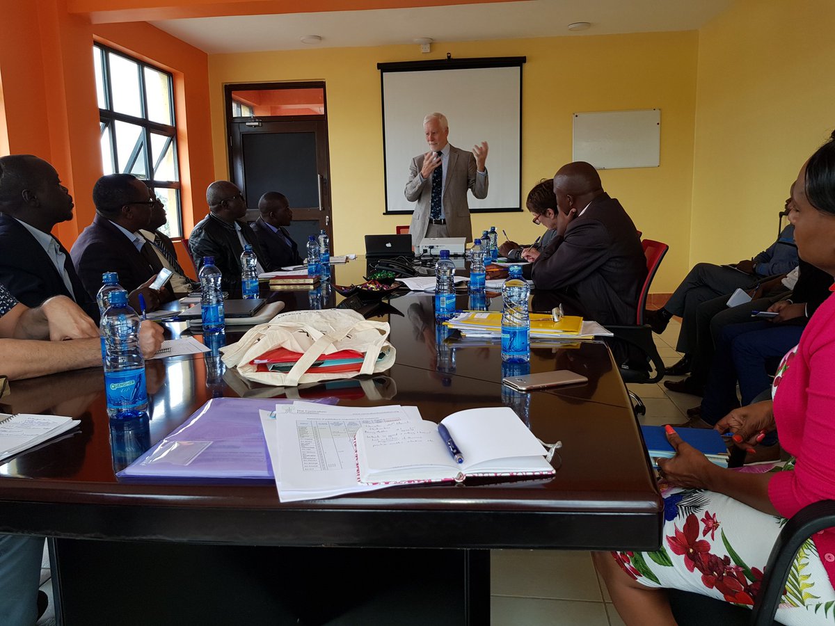 CurriculumFdn's tweet photo. Talking about quality education  with text book publishers in Nairobi with @unicefssudan @GenEducationSS. Great creativity and team work. 🌏 https://t.co/LsELVsBB8Z