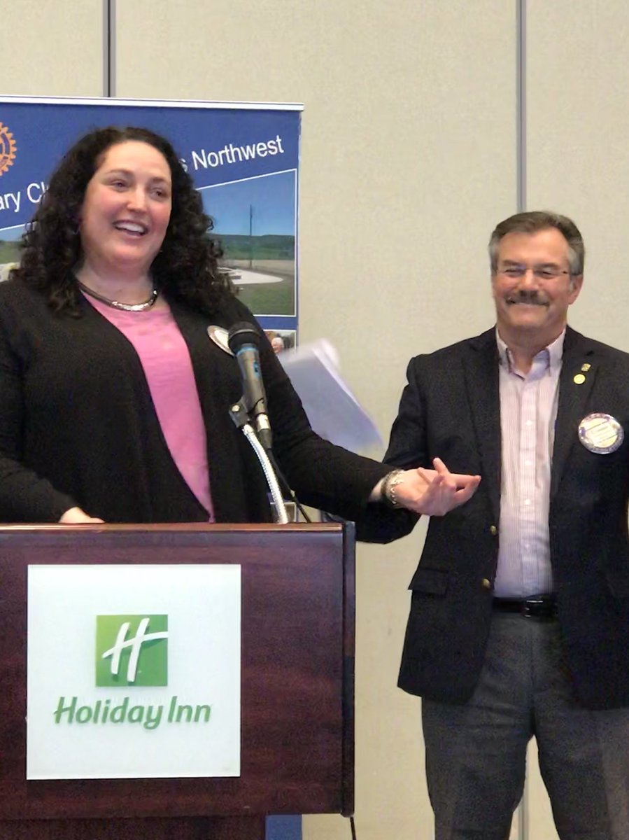 RotaryStJohnsNW's tweet photo. @andrea_stack announcing that this year’s presenting sponsor for #RotaryNWAuction is @ecmbmortgages Thanks Claude and co. Remember the 2018 Gala Auction is on April 14th and our main beneficiary will be @StellasCircle. Get out and help us to help them! https://t.co/eecdAMHSY5