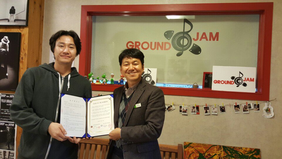 #성남시 #아동보육과
<유드림5.5 협약식 체결>
드림스타트 사업의 일환으로 추진되는 유드림5.5 프로젝트에서는 이날 아동탭댄스 업무협약을 맺었습니다. (상호 협약자: 스튜디오잼)
탭댄스를 통해 신체적 성장을 돕고, 나아가 운동을 통해 건강한 정신을 함양하는 것을 목표로 하고 있습니다~!