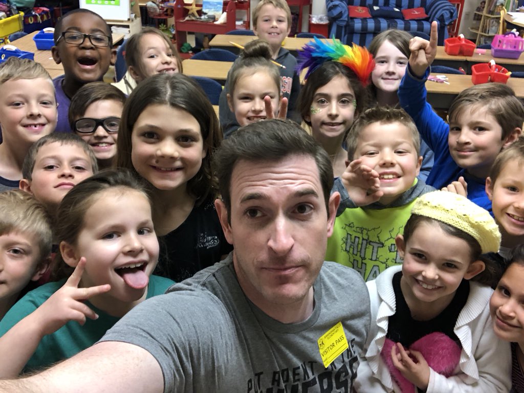 David Lightburn tweet media