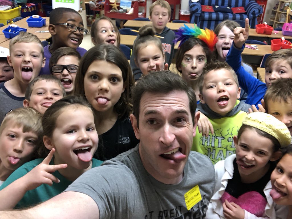 David Lightburn tweet media