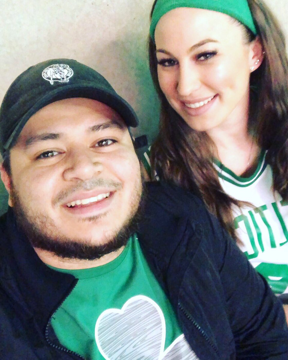 BriMarieD's tweet image. ᴡᴀɪᴛɪɴɢ ғᴏʀ ʙʀᴀᴅ ᴛᴏ sᴜʙ ᴜs ɪɴ ʟɪᴋᴇ..
👉🏻 🙋🏽‍♂️🙋🏽‍♀️ 👈🏻 
🏀☘️⛹️‍♀️⛹🏽‍♂️☘️🏀 
#deepbench #hugefan #thatsbae #baeday #gameday #iamaceltic #celtics #subusincoach #Dleaguers @Djricosuave_617