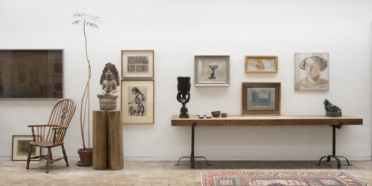 Have you visited Kettle’s Yard yet? It is a beautiful House that contains a collection of paintings, drawings, sculpture and ceramics in what was the home of Jim Ede, once a curator at the Tate. #cambridge | ow.ly/tqHO30j36Se