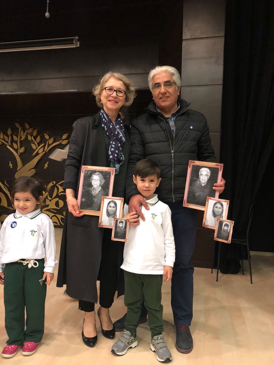 Nesiller günü etkinliğimize katılan tüm büyüklerimize minnetarız... #nesillergünü  <a href="/AliRizaLule/">Ali Rıza Lüle</a> <a href="/esrasert1979/">Esra Sert</a> <a href="/RaufAkan/">Rauf Akan</a> <a href="/salhakbay/">Salih Akbay</a> @mugeatabora <a href="/mehmetsaritas/">Mehmet Sarıtaş</a> <a href="/guralper/">Alper GUR</a>