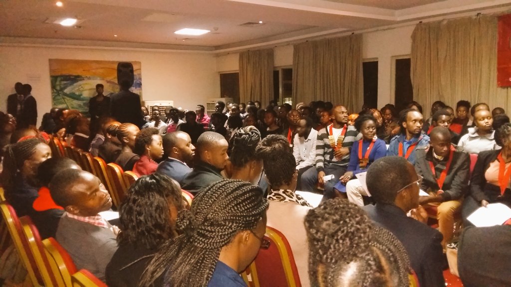 RCNC_ROTARACT's tweet photo. #HappeningNow 28 @rotaract clubs and 8 @Rotary clubs discussing the Future of Rotaract
@Laicoregency #RCNCTuesdays 😄 https://t.co/EIuC92OBgR