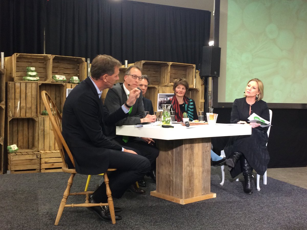 MKaspers01's tweet photo. Champion 12.3 Wiebe Draijer @RabobankGroup benoemt Kickstart Waste: food waste is smart business. https://t.co/rfxeZWTwUR