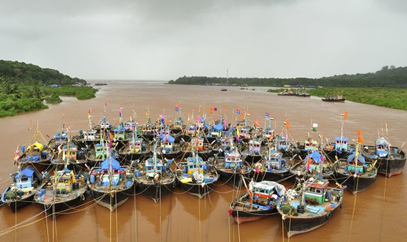 “Often we think of fisheries management &amp; conservation as being irreconcilable,” said SDSU biologist Rebecca Lewison. “Results from this work... show how measures to promote sustainable fisheries can both support profits &amp; protect threatened... species.” goo.gl/sJKL5m