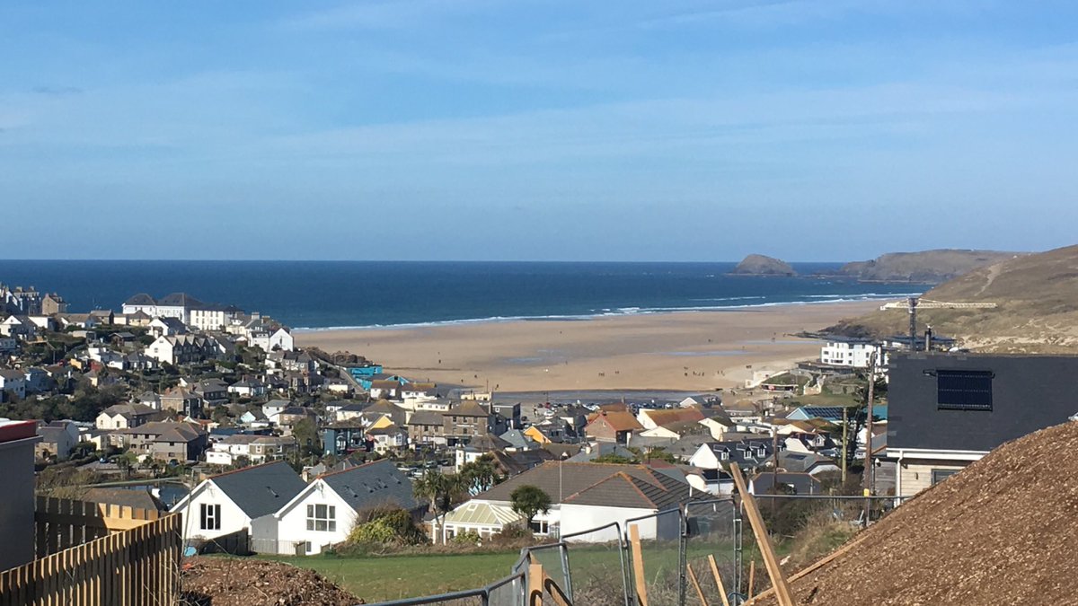 I'm pleased to announce we will be carrying out the Bricklaying for Galliford Try/Linden Homes on this new development in Perranporth. As you can see the view is pretty special.

lindenhomes.co.uk/developments/c…