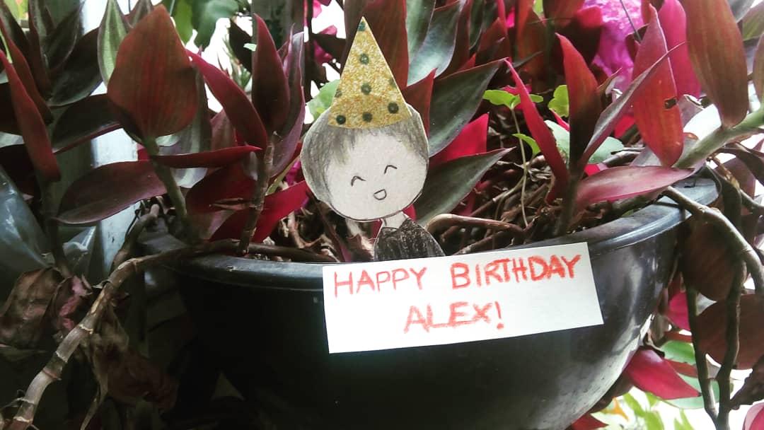 auraortizc's tweet photo. A very quick sketch for my favorite frontman and the birthday boy @alkapranos . I hope you're having a nice day!
Thanks for your music. I hope you're recovering well and see you soon in Mexico🇲🇽
#AlexBD
#FranzFerdinand #AlexKapranos
#AlexAlwaysAscending https://t.co/1izc8wfKHq