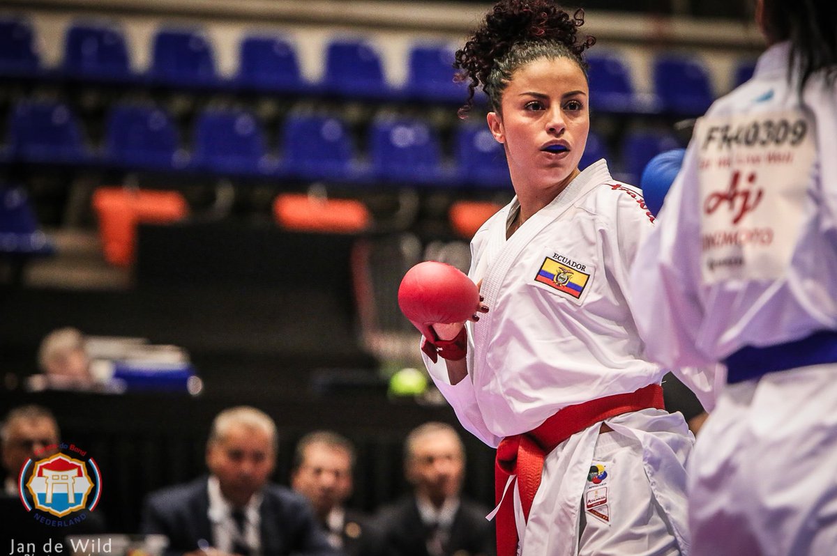 RT wkf_tweet: RT jaky_factos: Saber que con cada paso que das dejas un huella de tu país !!
Orgullosa de portarte en mi pecho 🇪🇨
Comprometida por ti y por mi 💪🏽💪🏽
