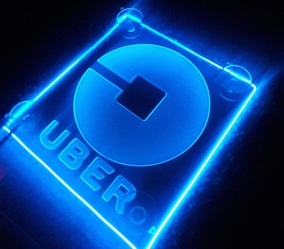 LegalExaminer's tweet image. With no one behind the wheel, who's really at fault in latest accident?
#UberAccident #DriverlessCar
ow.ly/8YW030j46S5