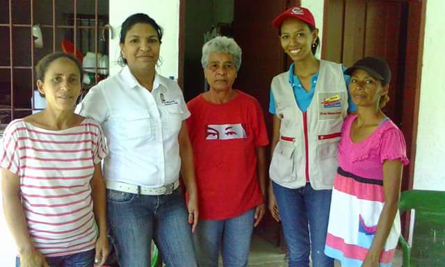 de_borras's tweet photo. @misioneducubana , @MROBINSONYARA, @MisionRobinsonvzla ,#Cuba. Misiòn Robinson, Yaracuy, preparaciòn y acompañamiento a la formadora de la Escuela de Formaciòn Productiva Robinsionana del Estado para  consolidar las fortalezas de la Misióń. https://t.co/TR6L0KCu4L