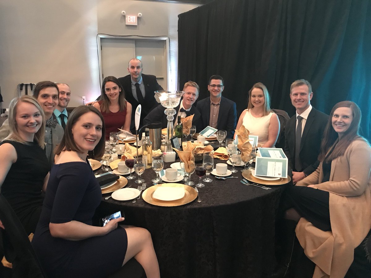 OttawaStBIA's tweet image. Celebrating this amazing group of #OttawaStreet members at the #OBAA2018 @MomentumHamONT #HamOnt #SpendItHere