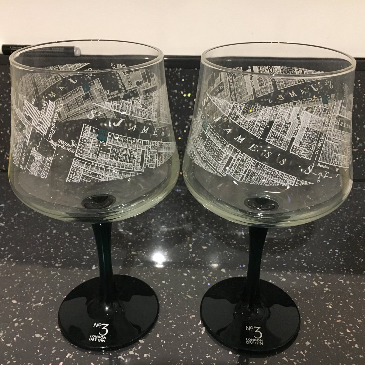 Big thanks to <a href="/No3Gin/">No.3 Gin</a> for my fab Gin Glasses!! Very fancy indeed 👍🏼👍🏼🍸#ginandtonic #ginlovers