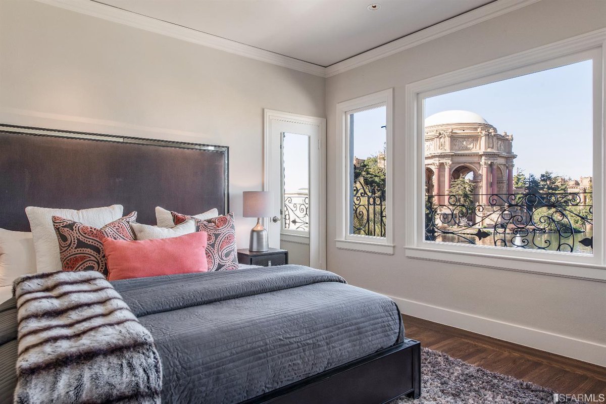 bayarea_cribs's tweet photo. Sold for 5.5M
See more at:
https://t.co/r72kGOtphk https://t.co/GEoB8Po8im