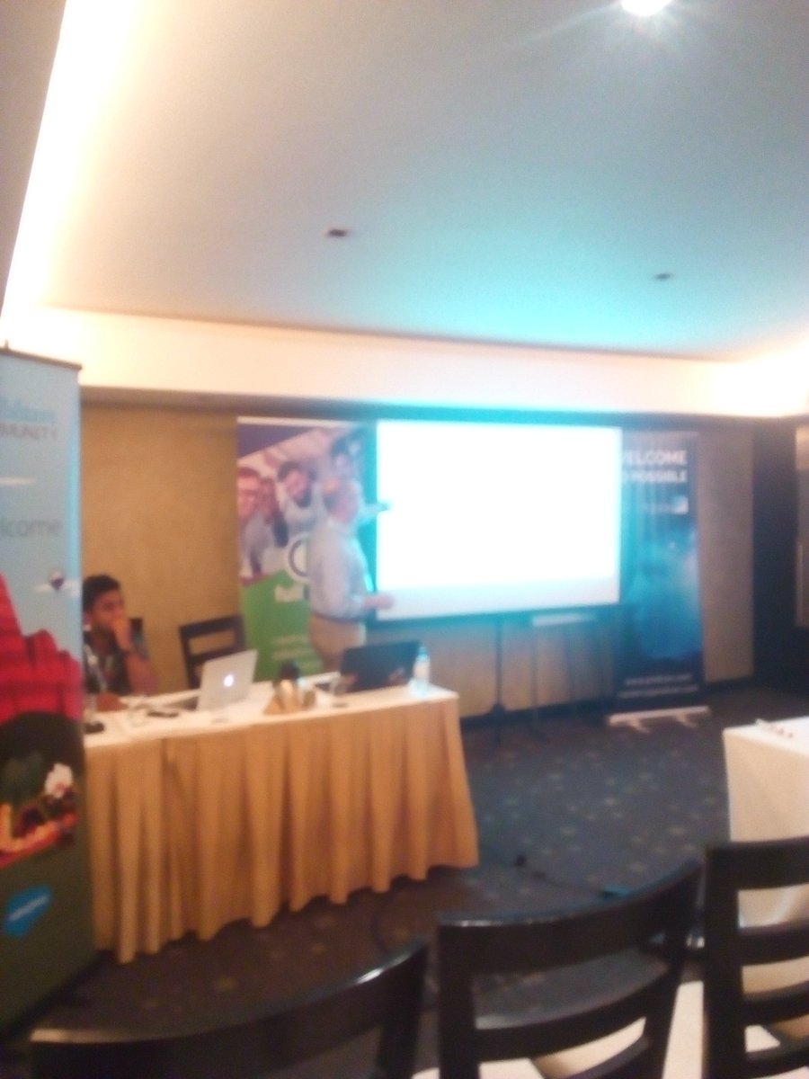 chamilmadusanka's tweet image. @slsalesforcedug March Meetup.. #SriLankaSalesforceCommunity #EmergingCommunity @salesforce #UsageOfSalesforce #Einstein #SriLanka