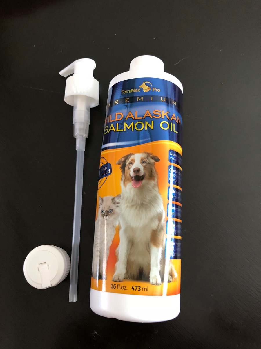 mySouthernWoman's tweet photo. Just as humans animals need Omega oils too. So when I got this I was very interested in seeing if my dogs would be interested. Sure they were!! They loved it!!! So will yours!! So go here and get yours: https://t.co/gZUahLxR2v
#terramaxpro https://t.co/oUZUACfZu6