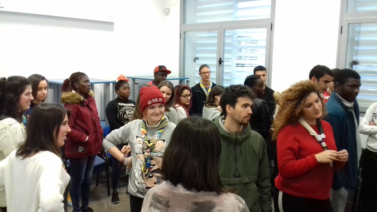 Halcon664's tweet photo. Comienza taller #madafrica @Halcon664 #claninvictus https://t.co/KFoQtifTAT