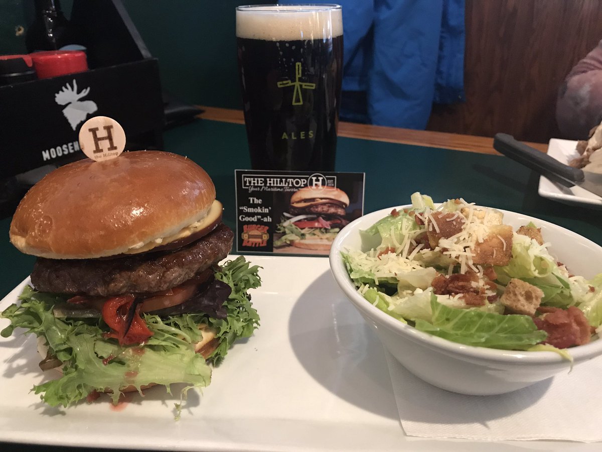 kevin_darrah's tweet photo. #Burger 4 in the #YFCBurgerBattle Here is The "Smokin' Good"-ah from @the_hilltop #since1974 #Fredericton @YFCBurgerBattle @FredTourism @OffGridAles #CampFireRed https://t.co/cvngkHFjQe