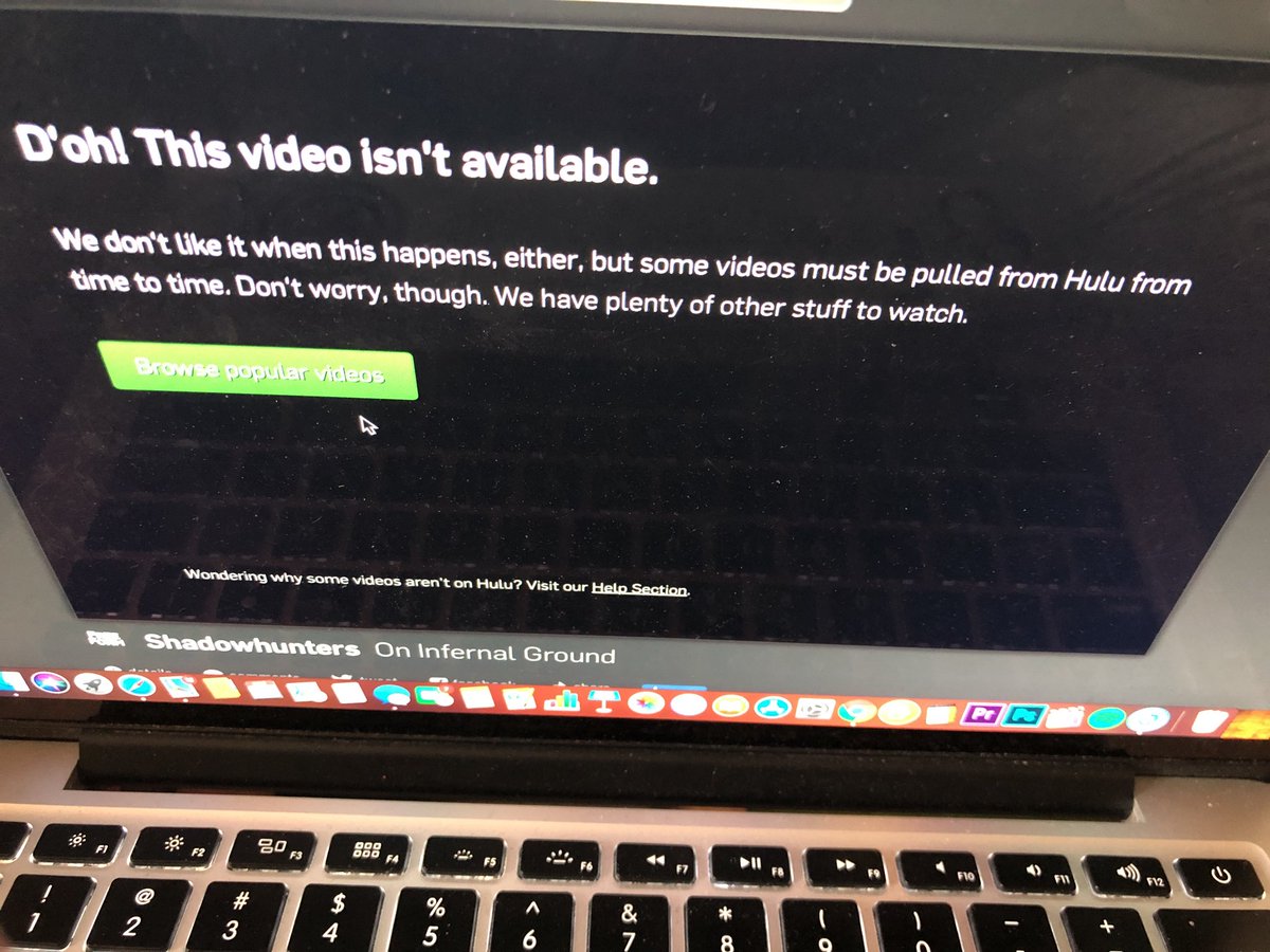 babygalitzinee's tweet photo. Hulu pulled the episode off https://t.co/MobnQxw51T